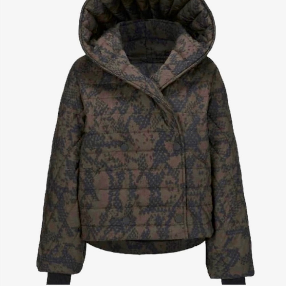 Cabi Wrap Up Puffer Coat 
#4302 NWT